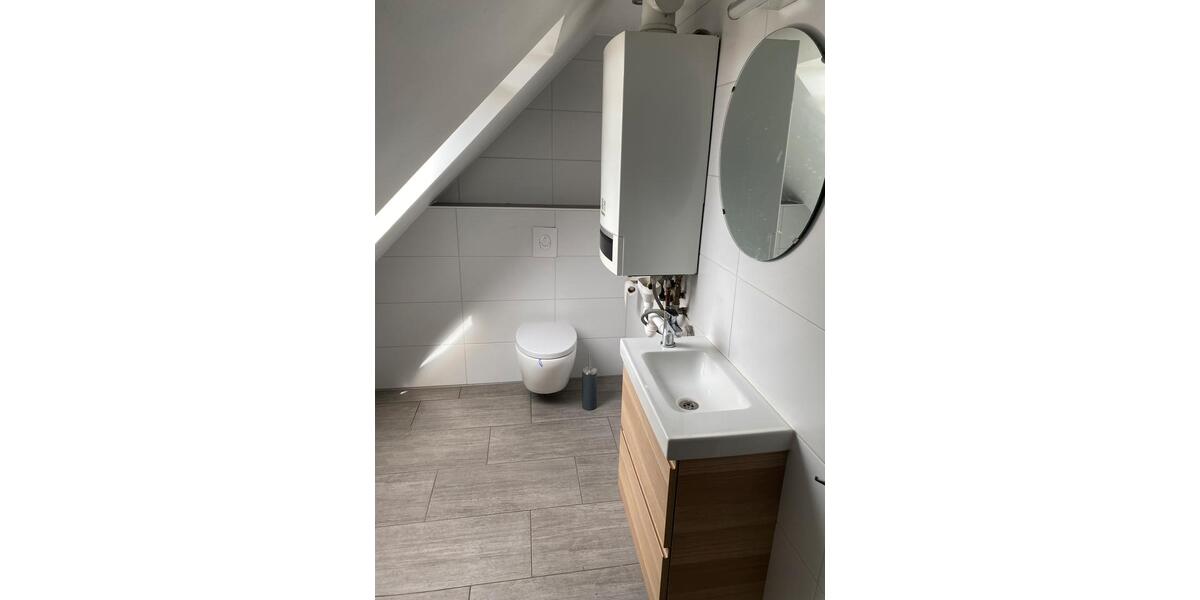 Dachgeschoßwohnung Papenburg - 2 Zimmer, 50 m&sup2;, 420&euro; | Angebot:25378876