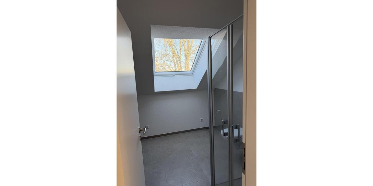 Dachgeschoßwohnung Bad Krozingen - 3 Zimmer, 95 m&sup2;, 1.600&euro; | Angebot:25590618