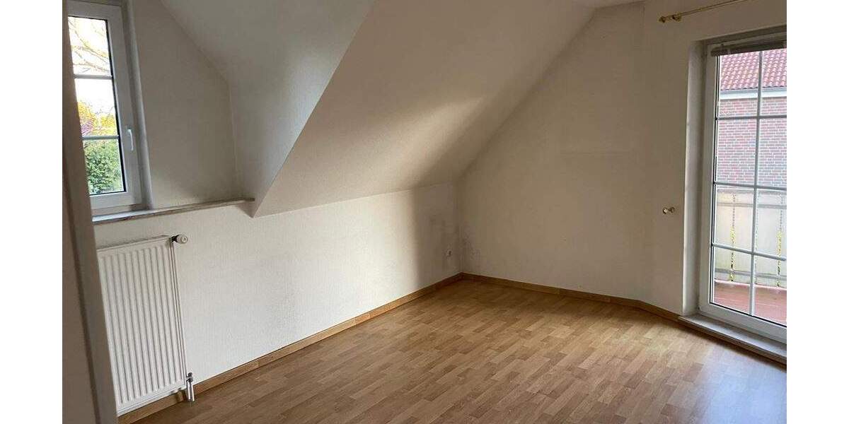 Etagenwohnung Jever - 3 Zimmer, 85 m&sup2;, 800&euro; | Angebot:24581501
