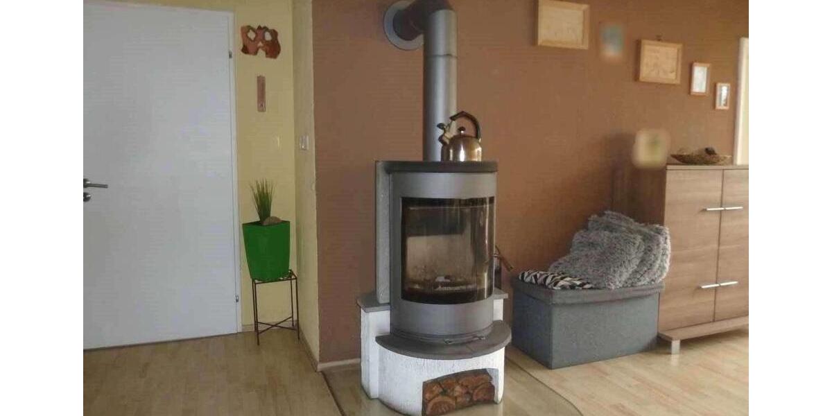 Reihenhaus Zeil am Main - 7 Zimmer, 135 m&sup2;, 1.200&euro; | Angebot:26232281