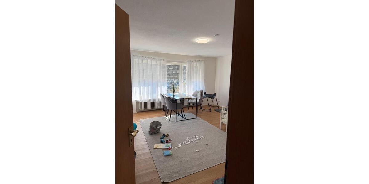 Erdgeschoßwohnung Neuried - 3 Zimmer, 101 m&sup2;, 1.100&euro; | Angebot:26648258