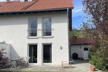 Haus Hohenpeißenberg - 4 Zimmer, 100 m&sup2;, 1.350&euro; | Angebot:26497991
