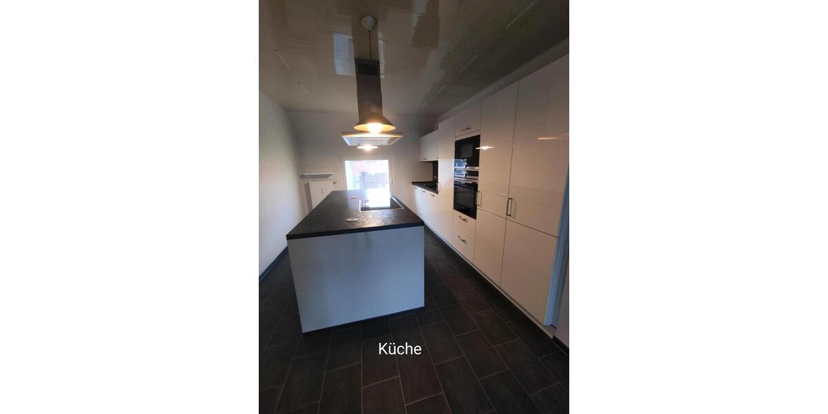 Etagenwohnung Königslutter am Elm - 6 Zimmer, 120 m&sup2;, 960&euro; | Angebot:26693489