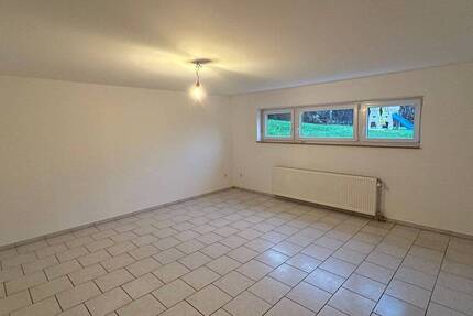 Wohnung Gundelsheim - 4 Zimmer, 126 m&sup2;, 750&euro; | Angebot:26217597