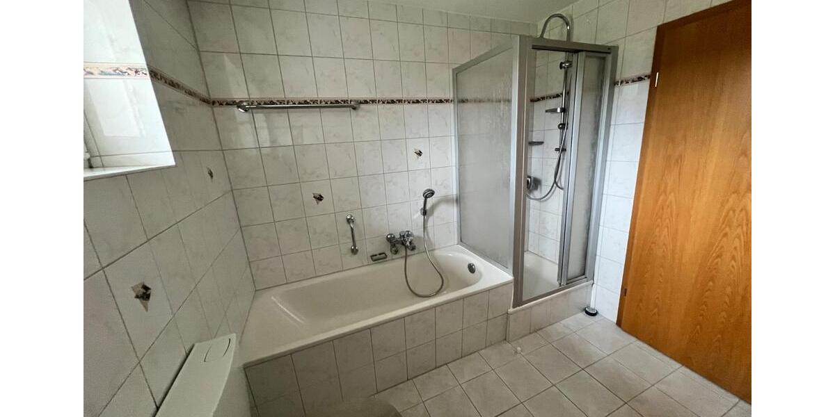 Etagenwohnung Görwihl - 3 Zimmer, 85 m&sup2;, 700&euro; | Angebot:26115582