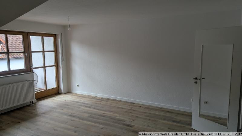 Dachgeschoßwohnung Bannewitz - 1 Zimmer, 35 m&sup2;, 350&euro; | Angebot:25298524