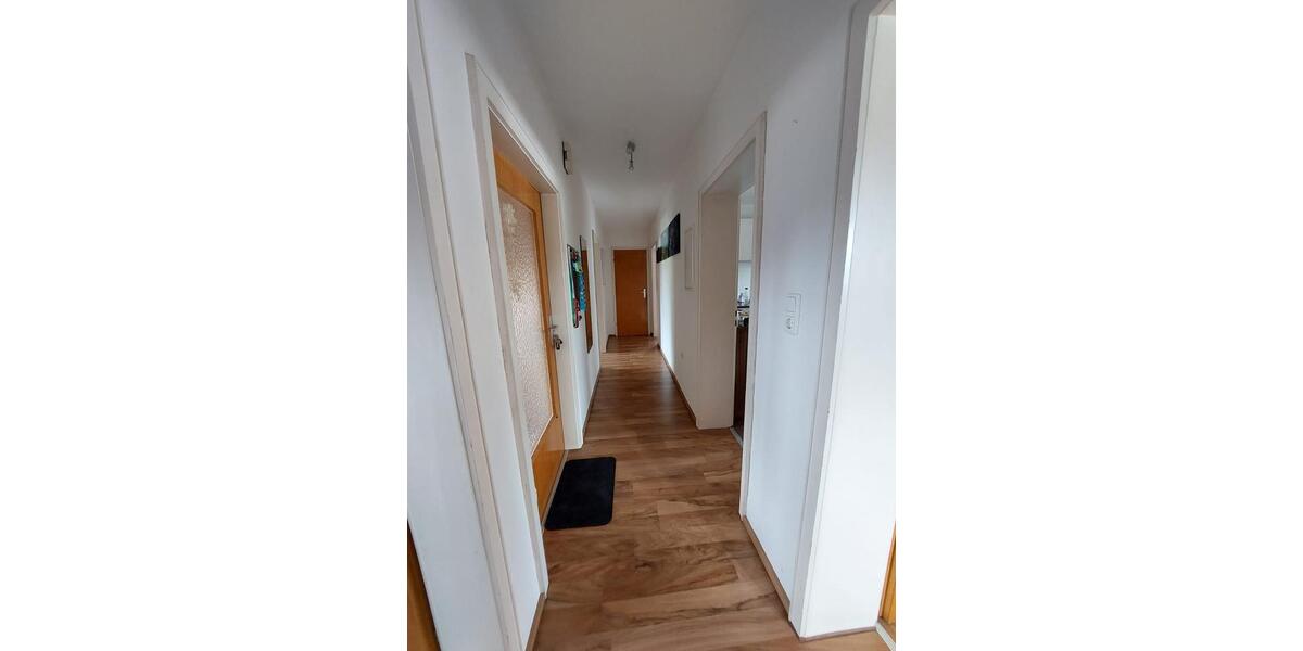 Etagenwohnung Hammelburg - 4 Zimmer, 85 m&sup2;, 590&euro; | Angebot:26464612