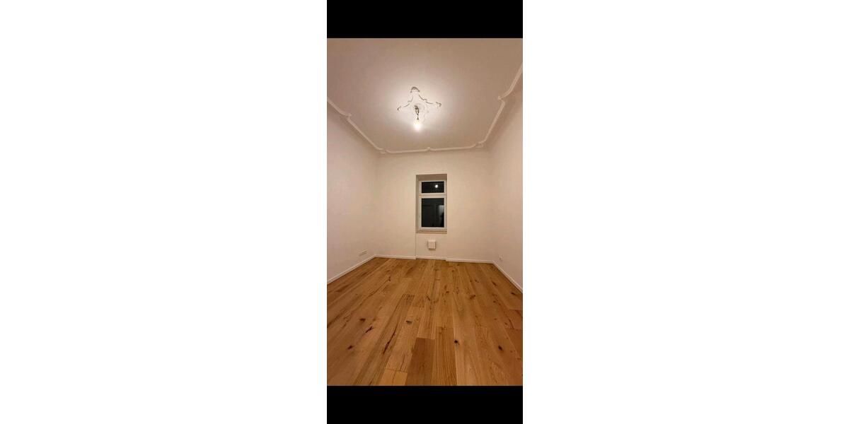 Etagenwohnung Berlin Marzahn-Hellersdorf - 4 Zimmer, 120 m&sup2;, 1.700&euro; | Angebot:25170710