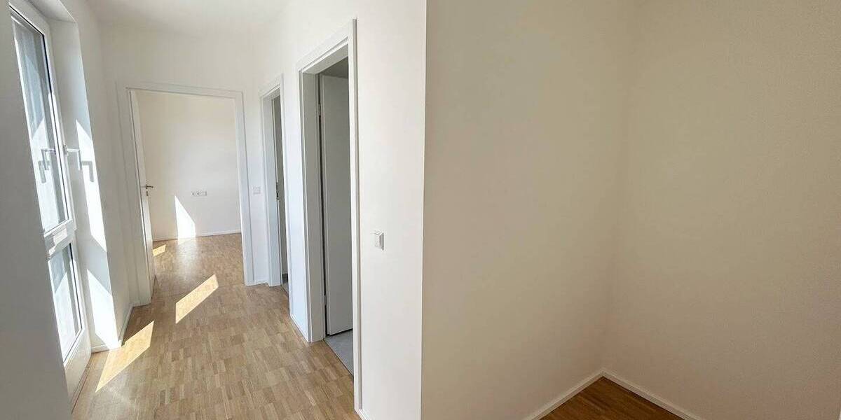 Etagenwohnung Stuttgart Untertürkheim - 3 Zimmer, 118 m&sup2;, 2.190&euro; | Angebot:23533429