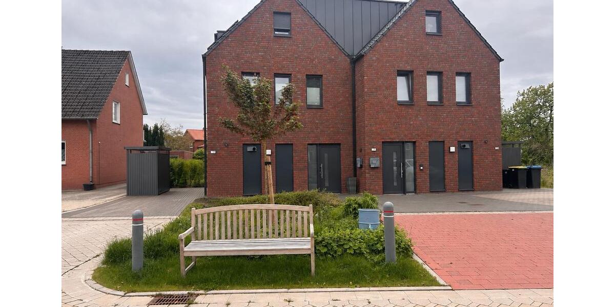 Etagenwohnung Lingen (Ems) Gauerbach - 3 Zimmer, 96 m&sup2;, 1.152&euro; | Angebot:26700246
