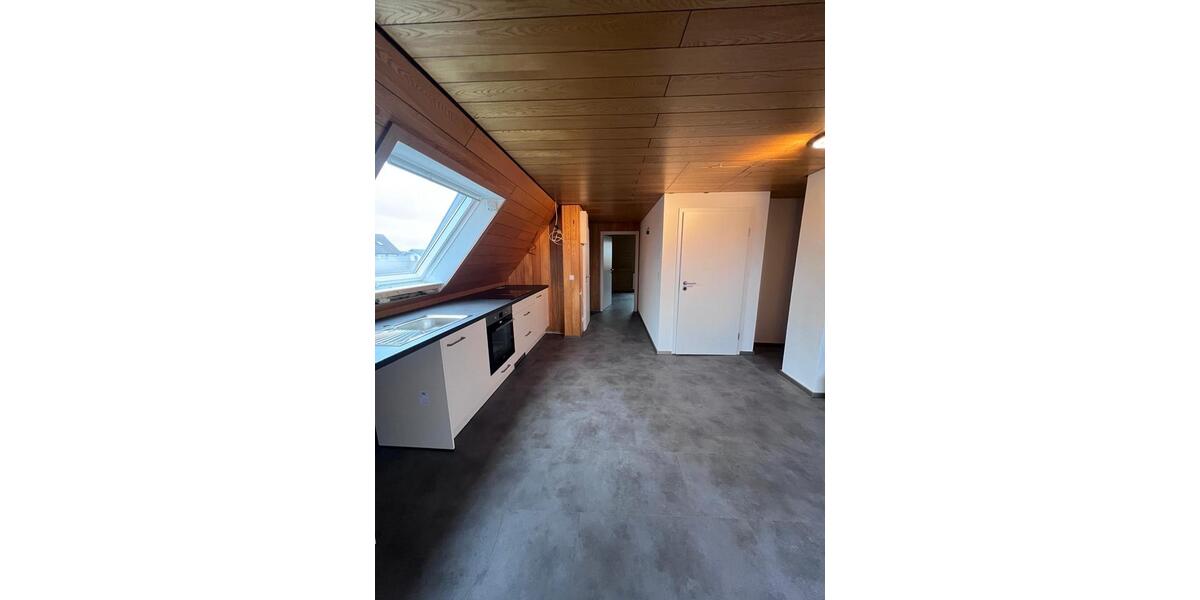 Dachgeschoßwohnung Bad Friedrichshall - 2 Zimmer, 50 m&sup2;, 900&euro; | Angebot:25208348