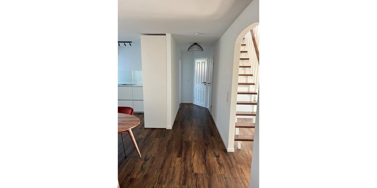 Maisonettewohnung renoviert+möbliert+2xBalkon+EBK+TG+Klimaanlage 3.5 zimmer