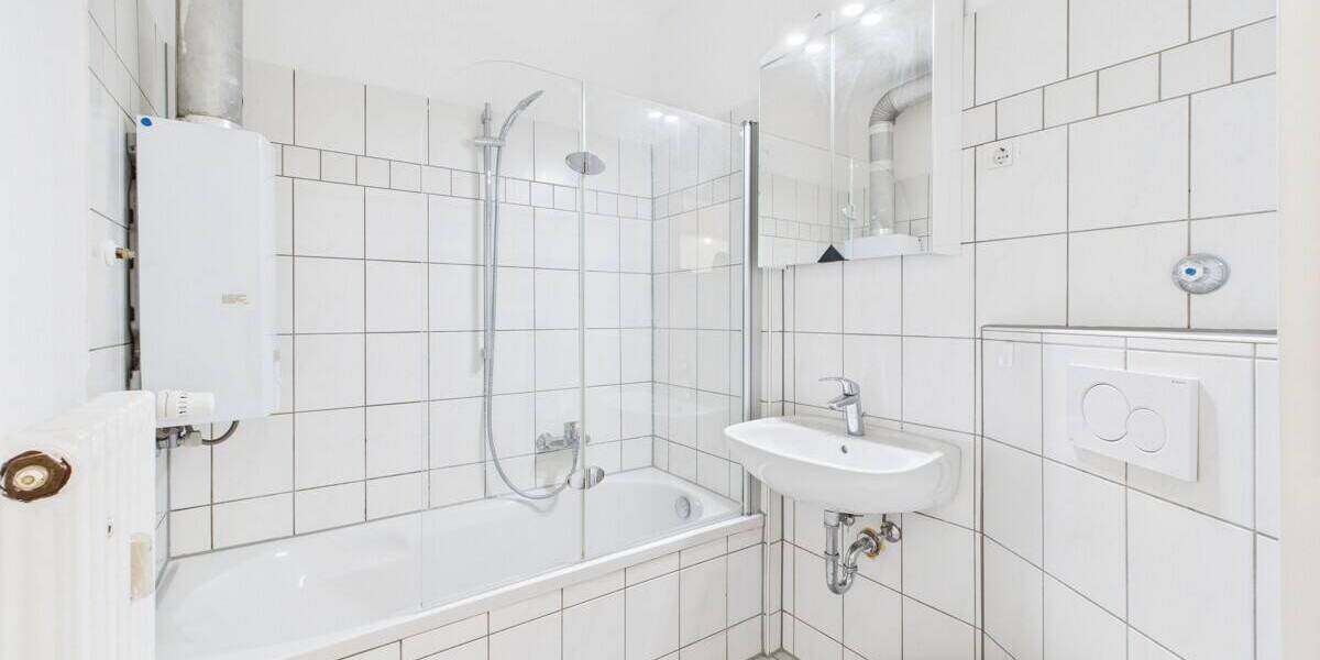 Etagenwohnung Würzburg Frauenland - 4 Zimmer, 83 m&sup2;, 1.300&euro; | Angebot:25957464