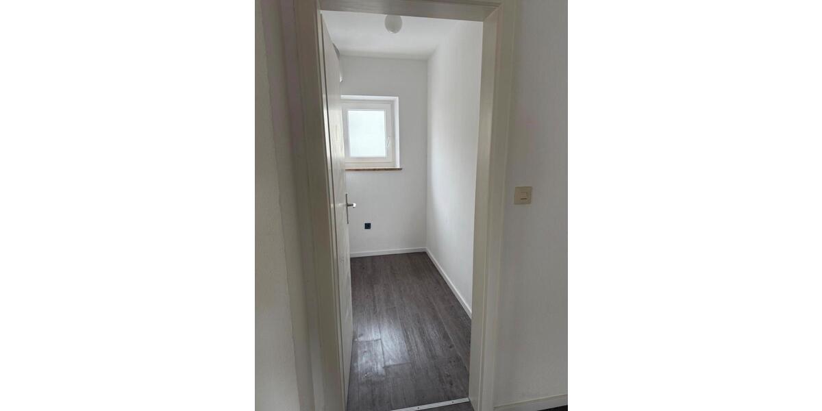 Erdgeschoßwohnung Kaisheim - 2 Zimmer, 85 m&sup2;, 990&euro; | Angebot:26699859