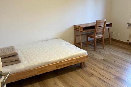 Wohnen auf Zeit Villingen-Schwenningen Schwenningen - 1 Zimmer, 15 m&sup2;, 415&euro; | Angebot:26268204