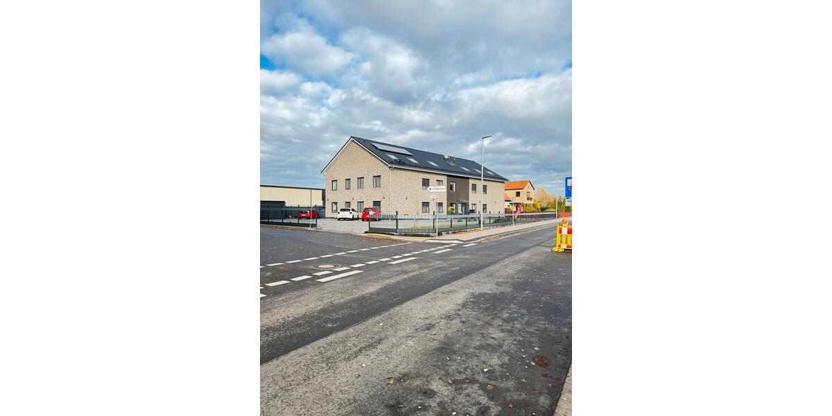 Dachgeschoßwohnung Sassenburg - 4 Zimmer, 135 m&sup2;, 1.050&euro; | Angebot:23792929