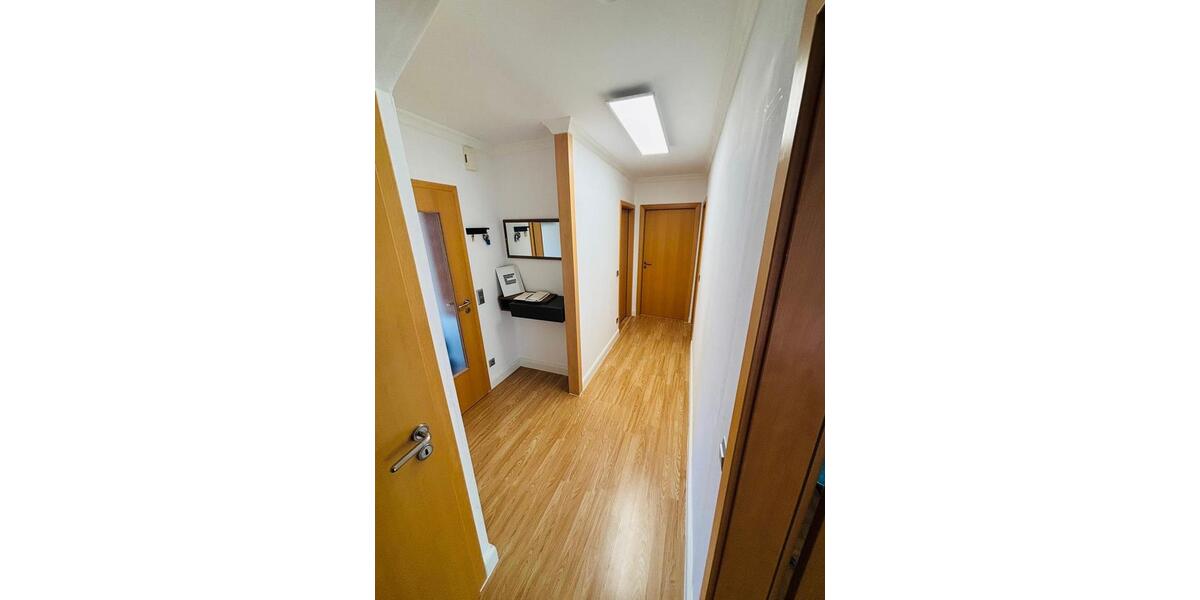 Einfamilienhaus Homberg (Efze) - 5 Zimmer, 180 m&sup2;, 1.500&euro; | Angebot:25964508