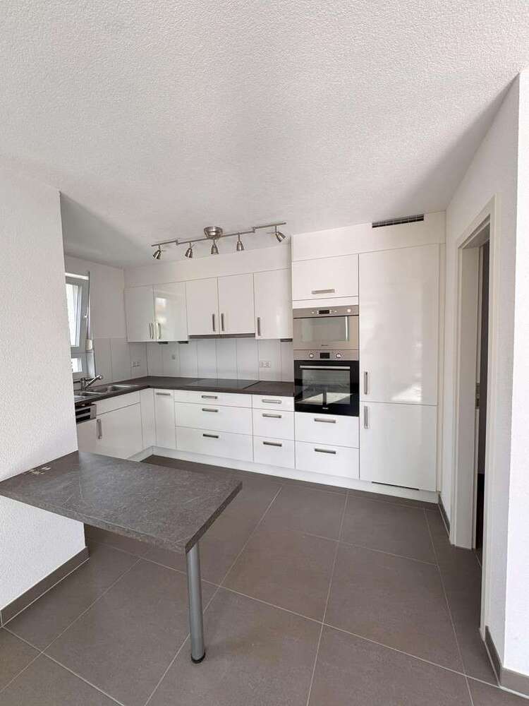 Wohnung zum Mieten in Sindelfingen 1.450 € 126 m²