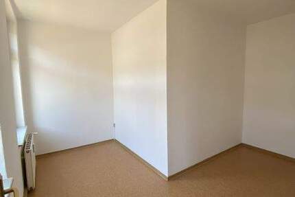 Wohnung Bernburg Bergstadt - 2 Zimmer, 45 m&sup2;, 300&euro; | Angebot:26554572