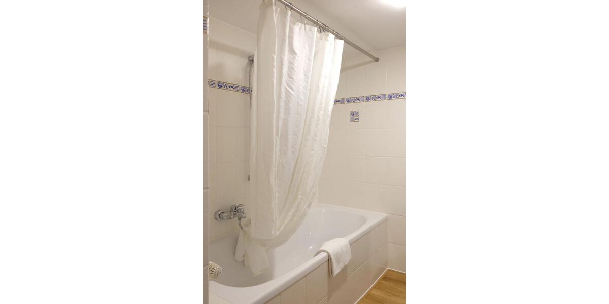 Erdgeschoßwohnung Dießen am Ammersee - 2 Zimmer, 65 m&sup2;, 1.350&euro; | Angebot:25101940