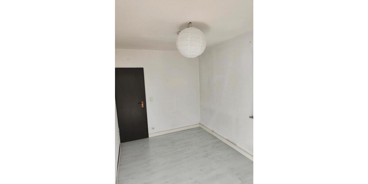 Wohnen auf Zeit Stuttgart Degerloch - 1 Zimmer, 12 m&sup2;, 410&euro; | Angebot:26634771