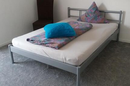 WG-ZIMMER frei neue 3erWG gem.KücheBad direkte Busverbindung 3 zimmer