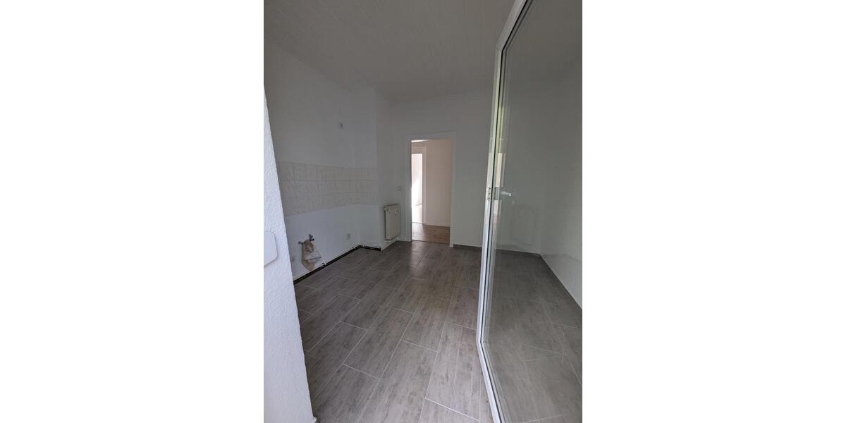 Etagenwohnung Bennewitz - 3 Zimmer, 69 m&sup2;, 499&euro; | Angebot:25305134