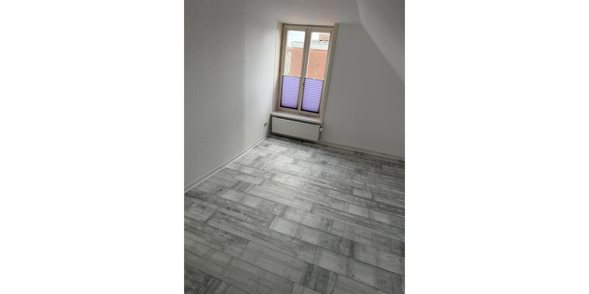Dachgeschoßwohnung Heide - 2 Zimmer, 66 m&sup2;, 594&euro; | Angebot:26073325