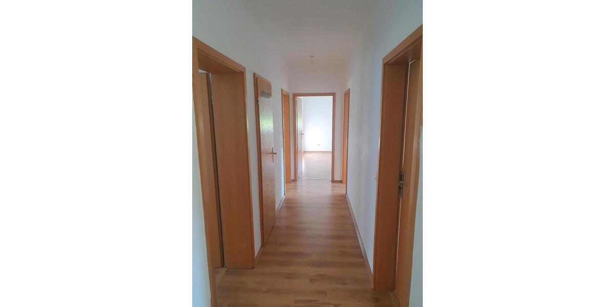 Etagenwohnung Bergneustadt - 3 Zimmer, 80 m&sup2;, 620&euro; | Angebot:26554313