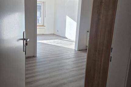 Wohnung Löhne - 4 Zimmer, 111 m&sup2;, 1.350&euro; | Angebot:26294639