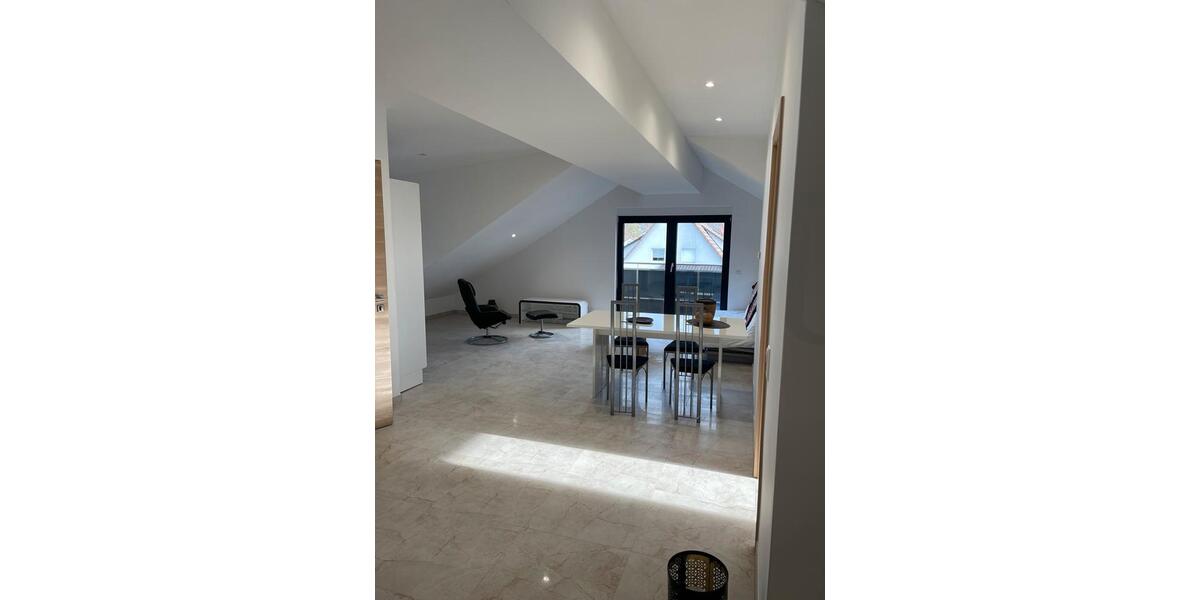 Dachgeschoßwohnung Neckartailfingen - 2 Zimmer, 68 m&sup2;, 1.000&euro; | Angebot:24597073