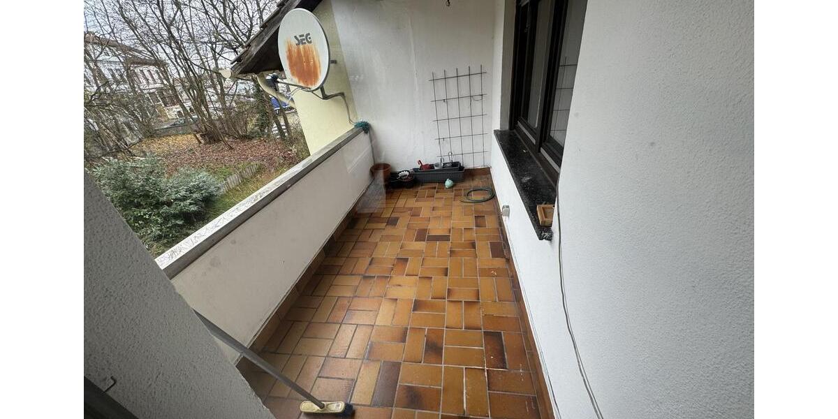 4-Zimmer-Wohnung in Saarbrücken nahe der französischen Grenze [HMR-O46E04] 4 zimmer