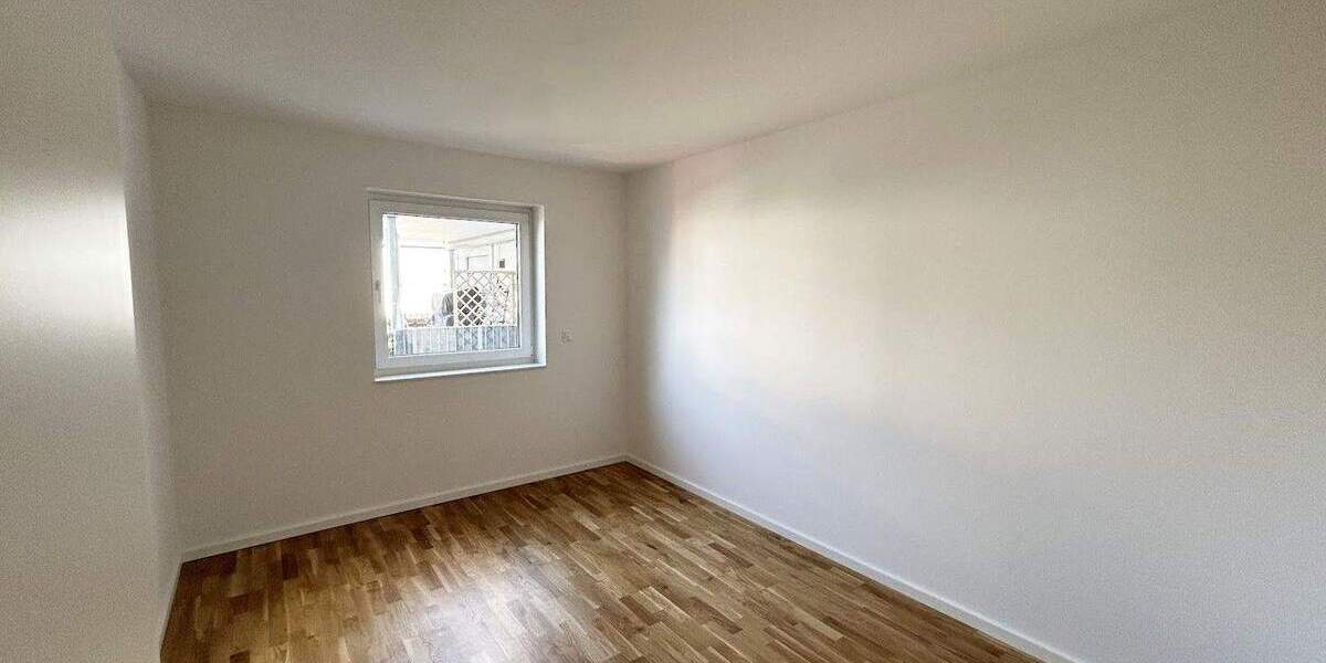 Etagenwohnung Liederbach Oberliederbach - 4 Zimmer, 115 m&sup2;, 1.790&euro; | Angebot:25957331