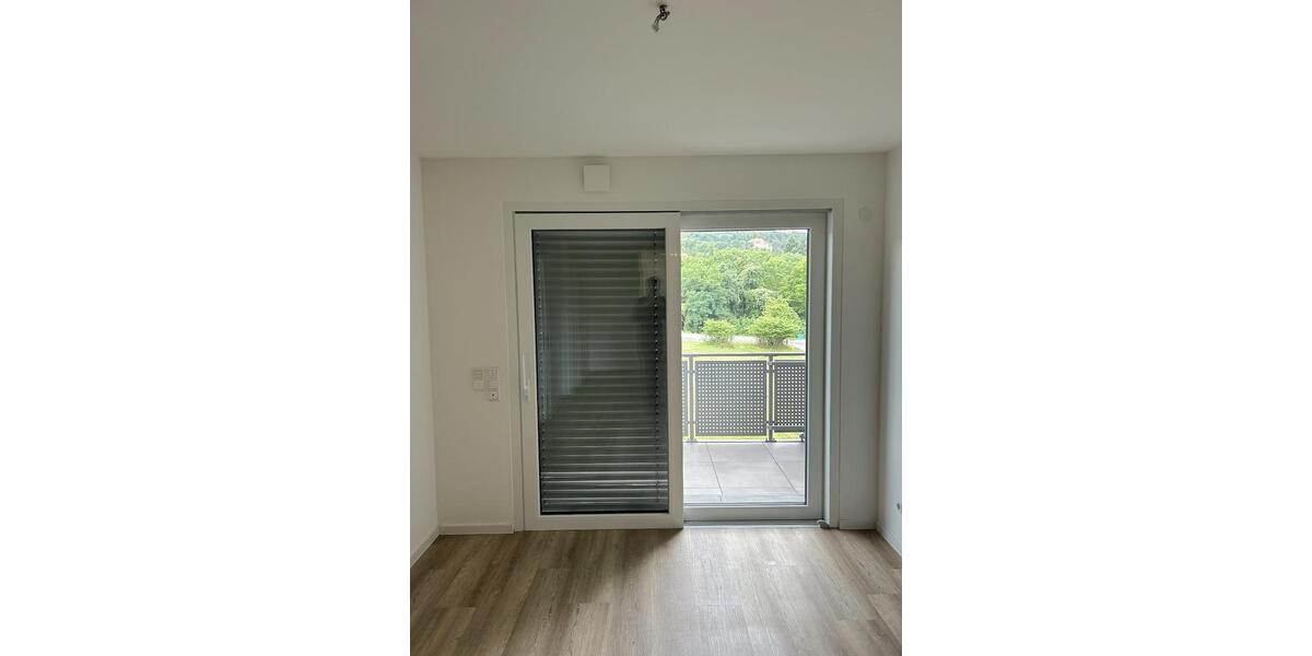 Helle, moderne 2-Raum-Wohnung - barrierearm & altersgerecht 2 zimmer