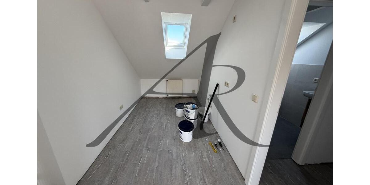 Etagenwohnung Tangerhütte - 3 Zimmer, 80 m&sup2;, 630&euro; | Angebot:23471110