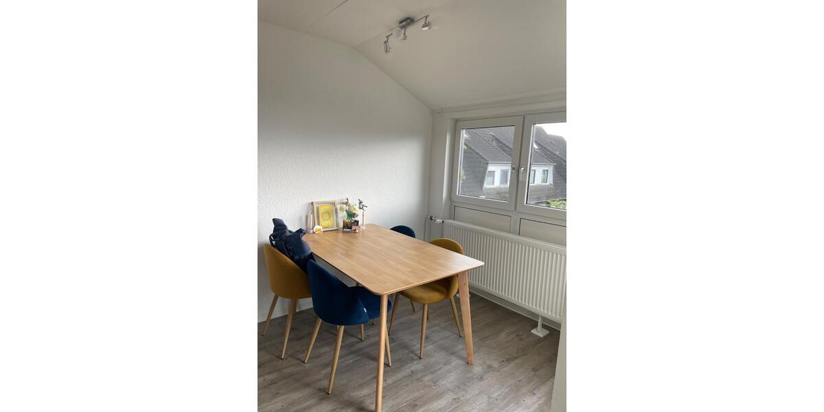 Etagenwohnung Hannover Buchholz-Kleefeld - 2 Zimmer, 61 m&sup2;, 1.000&euro; | Angebot:26688836