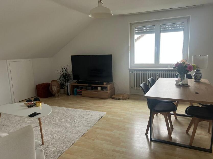 Moderne renov. 3-ZKB-Wohnung in priv. MFH 92637 Weiden zu verm.