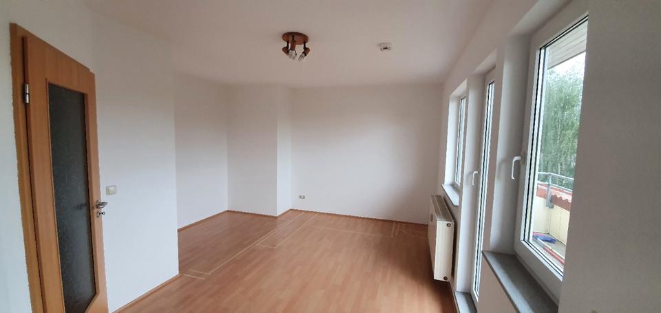 Dachgeschoßwohnung Greifswald - 1 Zimmer, 28 m&sup2;, 350&euro; | Angebot:25234114