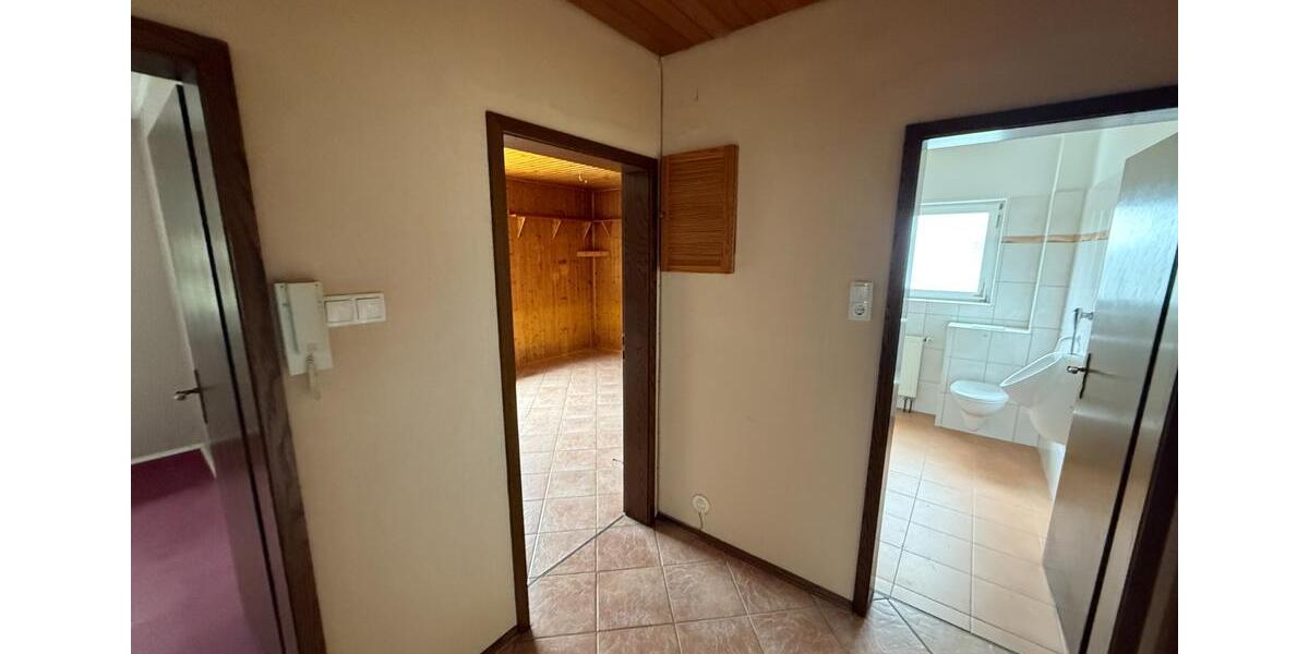 Erdgeschoßwohnung Fulda Aschenberg - 3 Zimmer, 105 m&sup2;, 1.000&euro; | Angebot:24865738