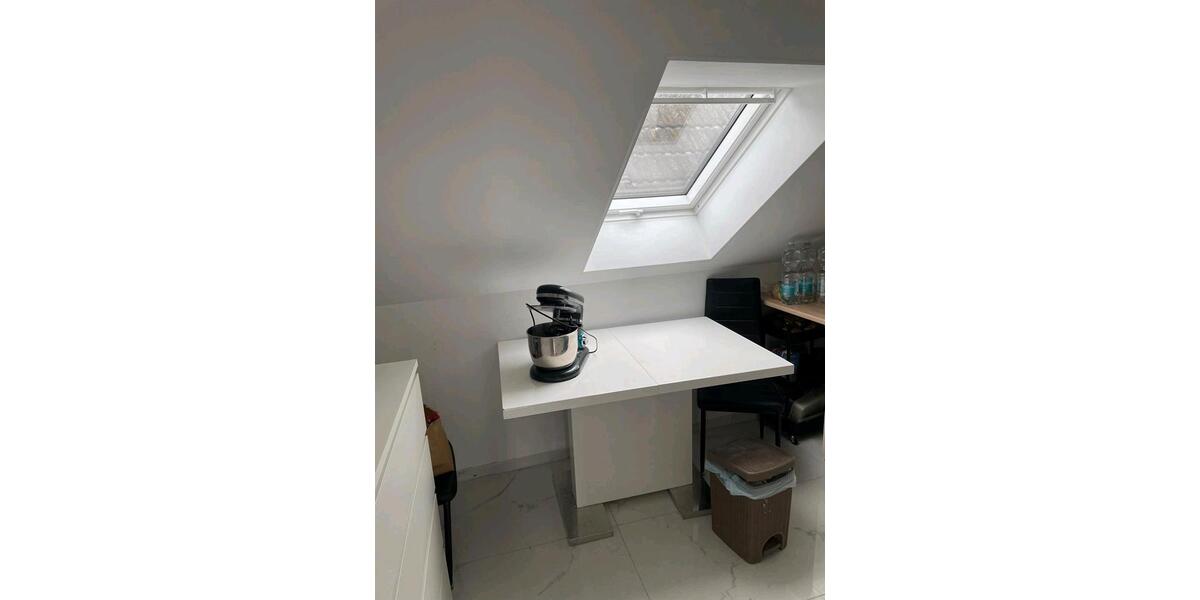Dachgeschoßwohnung Köln Porz - 3 Zimmer, 60 m&sup2;, 1.200&euro; | Angebot:26605424