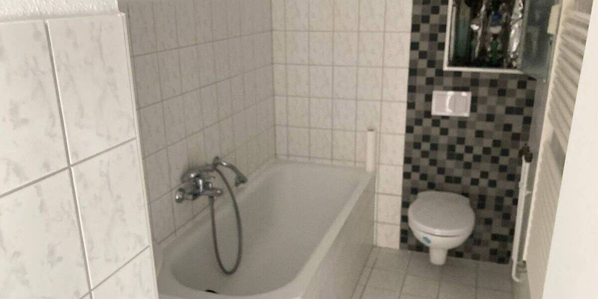 Etagenwohnung Dessau-Roßlau Roßlau - 2 Zimmer, 47 m&sup2;, 299&euro; | Angebot:26686514