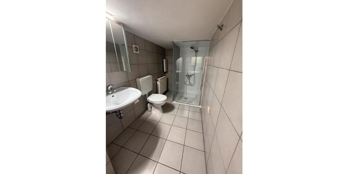 Einfamilienhaus Bonn Hardtberg - 2.5 Zimmer, 60 m&sup2;, 1.100&euro; | Angebot:24355753