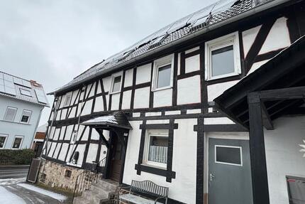 Haus Gießen Allendorf - 4 Zimmer, 150 m&sup2;, 1.490&euro; | Angebot:24785718
