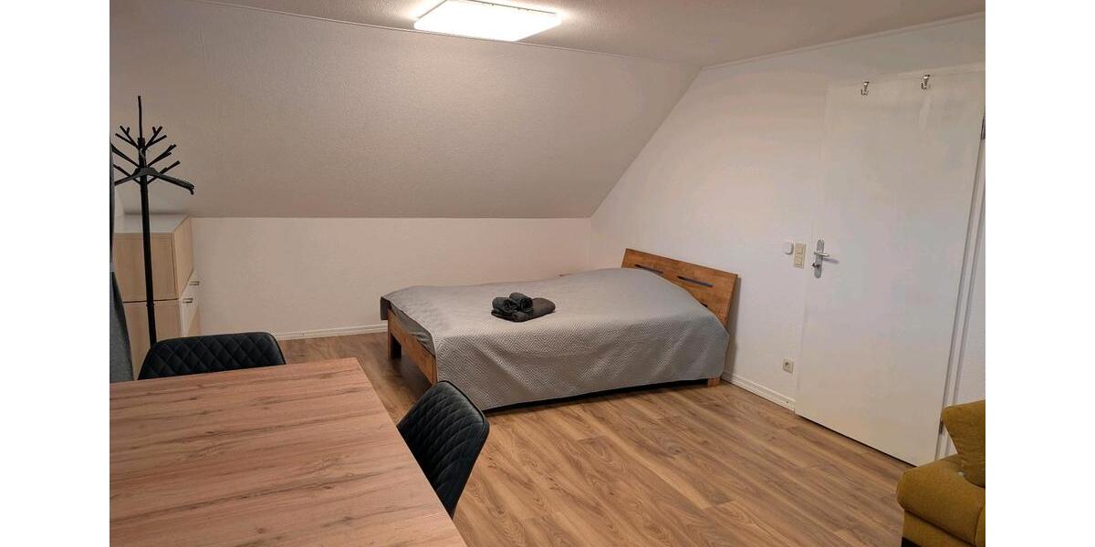 WG-ZimmerWohnung für Studierende MonteurzimmerZimmer 3 zimmer