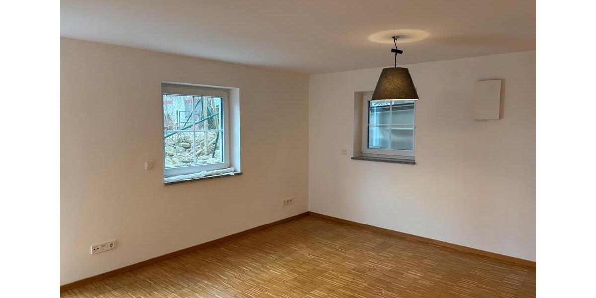 Etagenwohnung Mauerstetten - 1 Zimmer, 46 m&sup2;, 825&euro; | Angebot:24679889