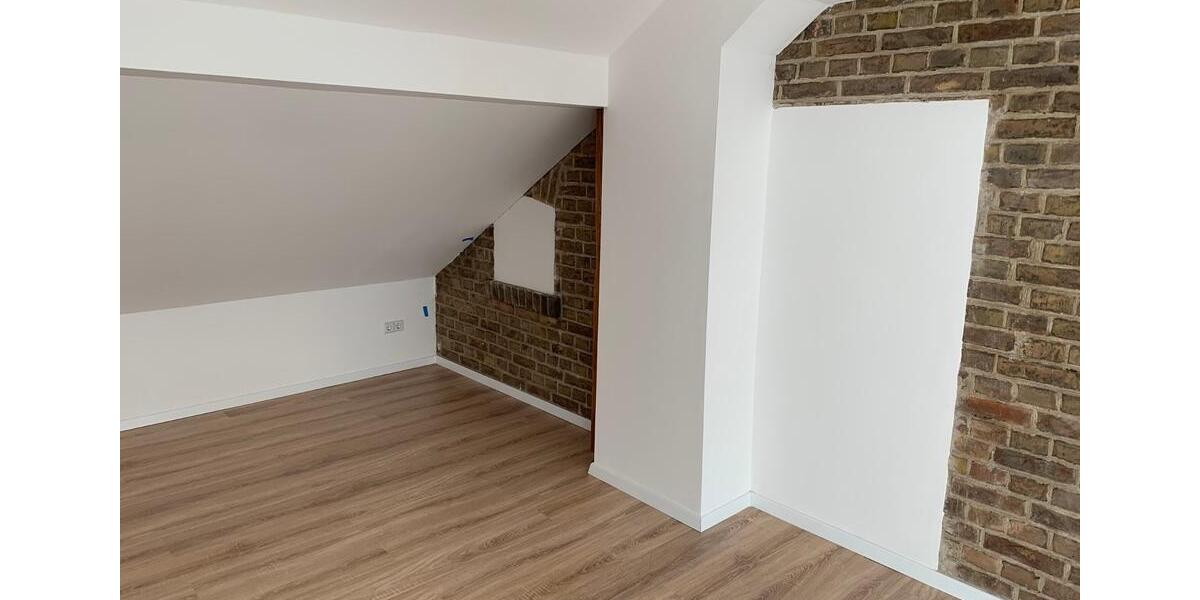 Etagenwohnung Jüterbog - 3 Zimmer, 114 m&sup2;, 1.025&euro; | Angebot:24842719