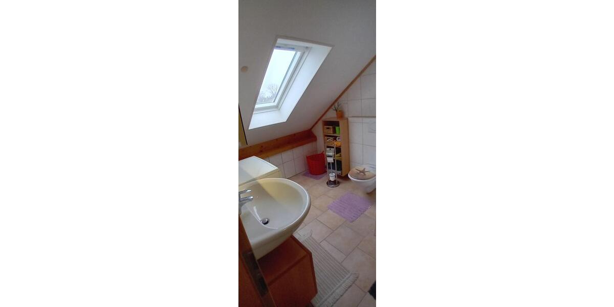 Dachgeschoßwohnung Hitzhofen - 2.5 Zimmer, 52 m&sup2;, 500&euro; | Angebot:25945353