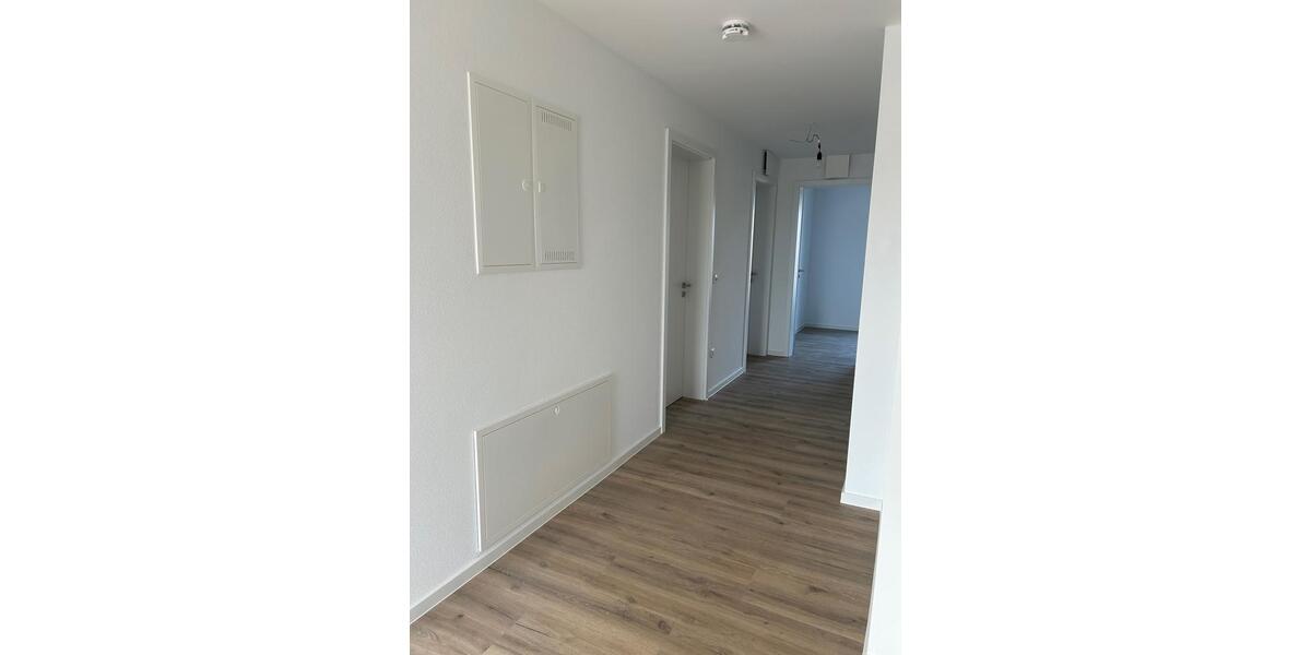 Erdgeschoßwohnung Hohenthann - 4 Zimmer, 97 m&sup2;, 1.720&euro; | Angebot:25312048