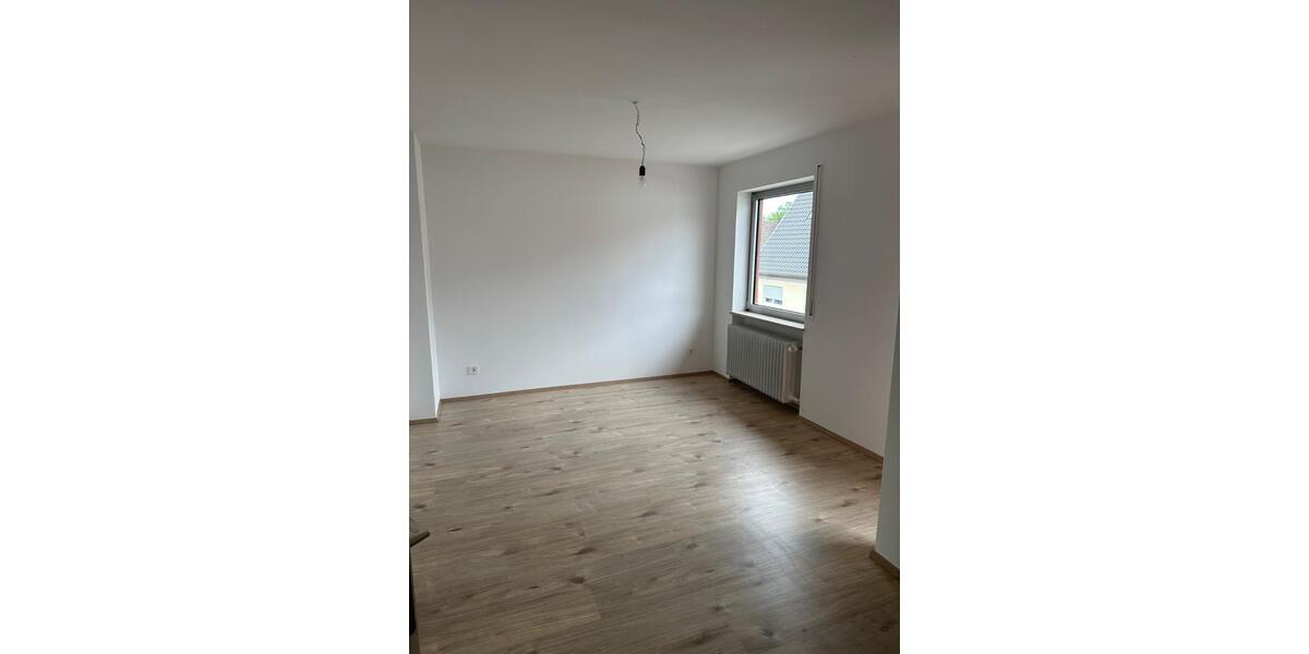 Einfamilienhaus Stockstadt am Main - 6 Zimmer, 140 m&sup2;, 1.900&euro; | Angebot:26227864