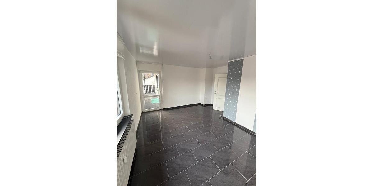 Etagenwohnung Homburg - 4 Zimmer, 107 m&sup2;, 1.050&euro; | Angebot:24794591